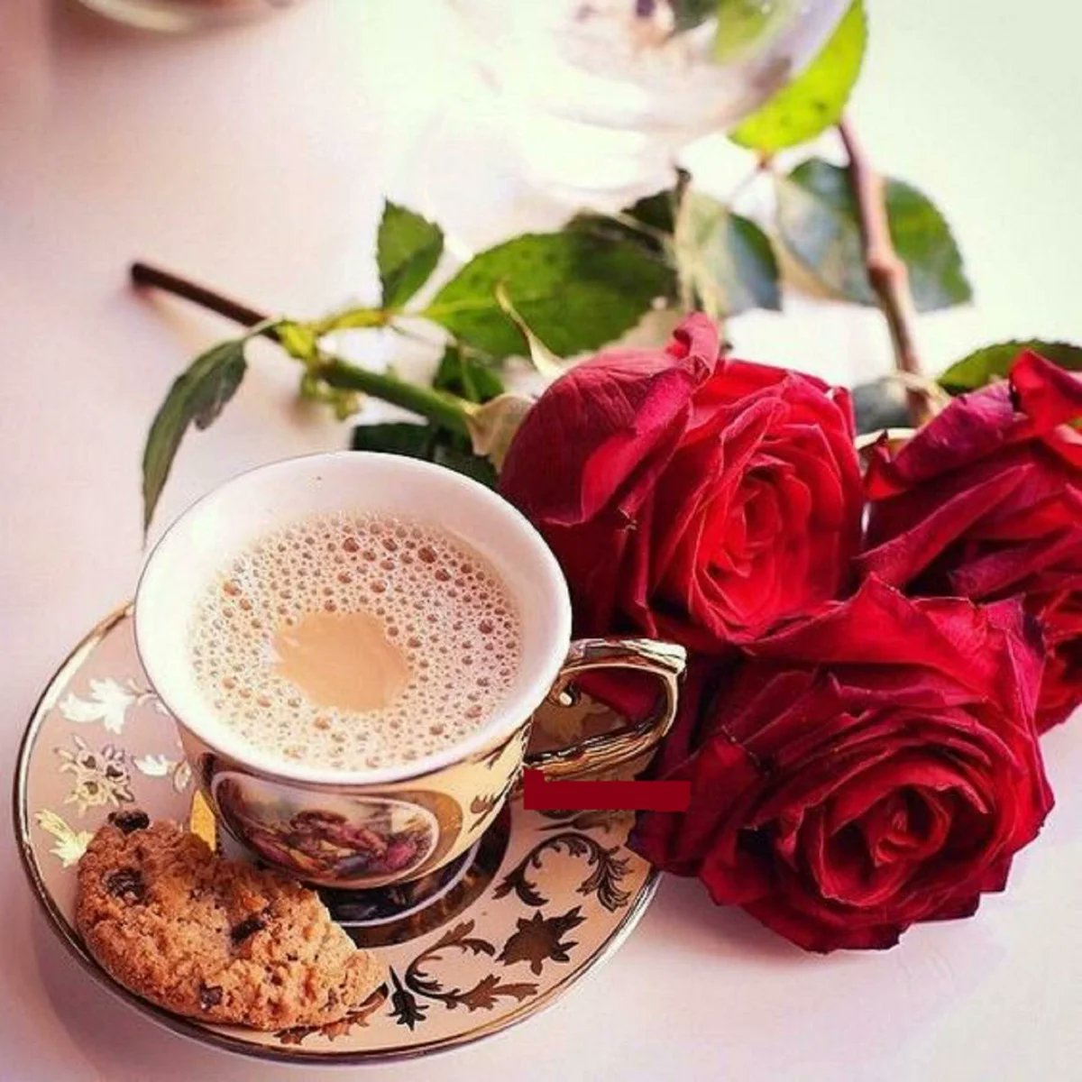 Доброе утро красивым красавицам. С добрым утром. Утреннее кофе с пожеланиями. Открытки с добрым утром. Доброе утро девушке.