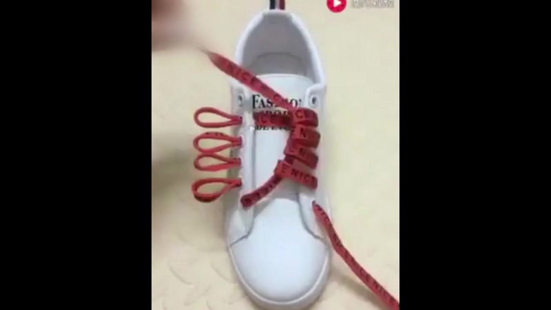 Видео как шнуровать кроссовки